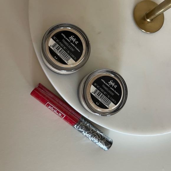 NEW 2 Lock-It Setting Powders plus red lipstick (3 items) - Picture 2 of 8